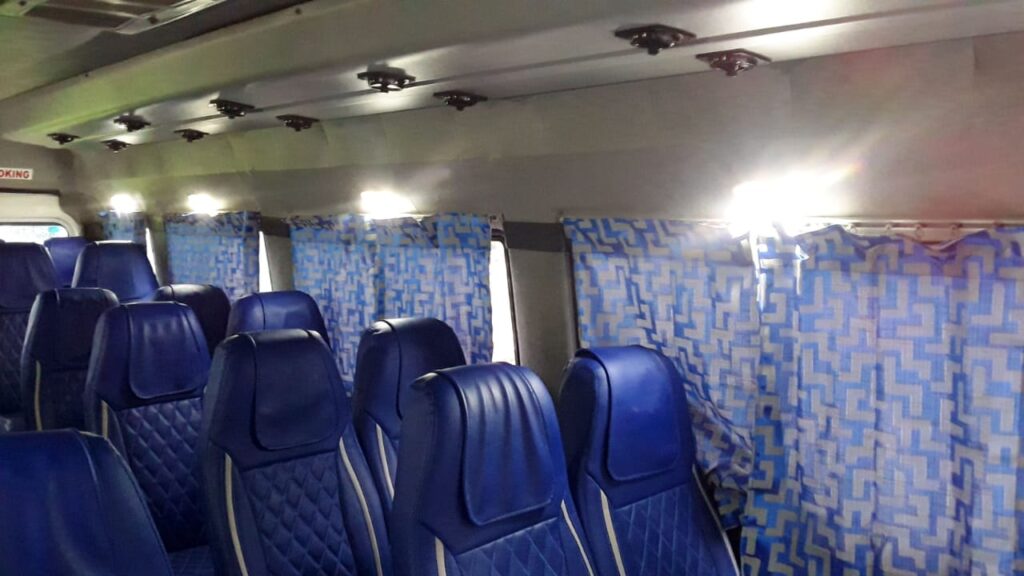 Kolkata Tempo Traveller hire