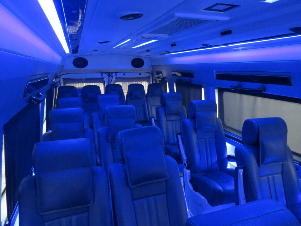 Luxury Tempo Traveller Kolkata 4